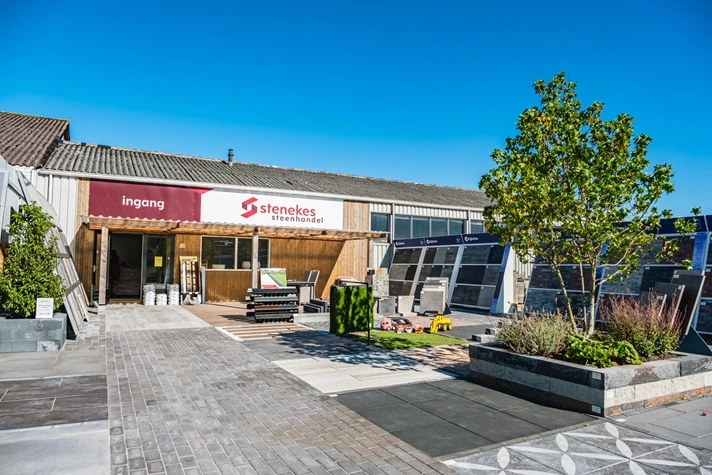 Steenhandel nabij Drachten