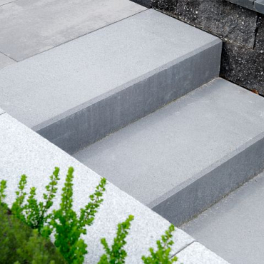 Facetto Traptrede Grijs  100x35x15