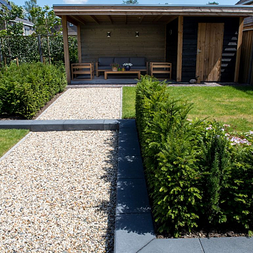 Traptrede 60x30x15 cm indus black kleurecht met facet