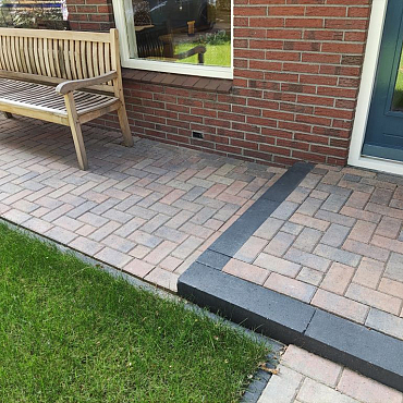 Betonstraatsteen 6 cm oud bruin komo
