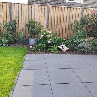 H2O square 60x60x5 cm black