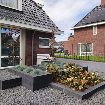 Linea 15x15x60 cm antraciet