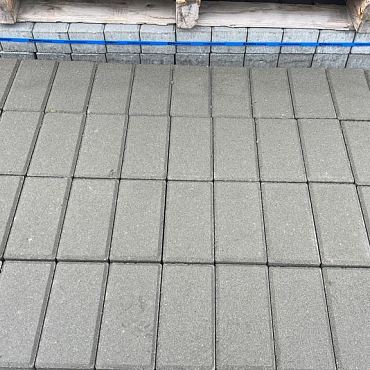 B-keus Betonstraatsteen Grijs 8 cm (staan op pallets)