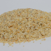 Kwartsiet split wit/geel 2/5 mm 1,0 m3