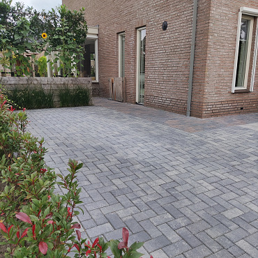 Betonstraatsteen 6 cm grijs/zwart komo
