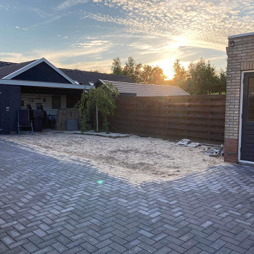B-keus Klinker 8cm Zwart structuur Kleurvast