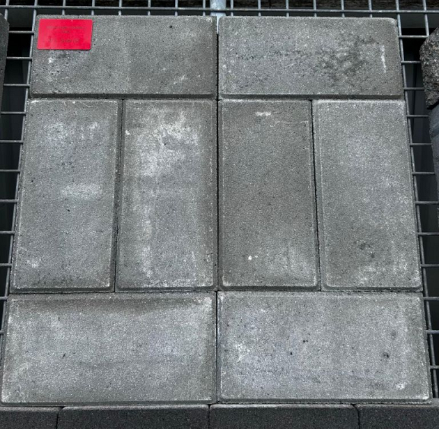 B-keus tegel 15x30x4,5 Grijs