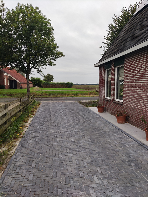 Stonique trommel dikformaat 8 cm antraciet