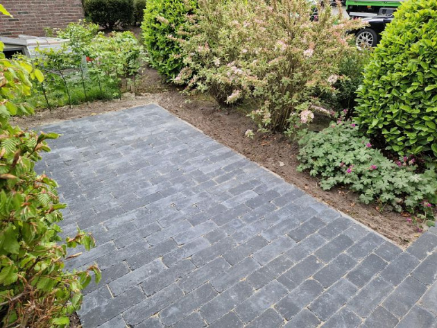 Stonique trommel longstone 7 cm antraciet