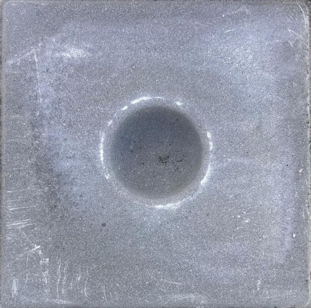 Knikkertegel 30x30x6 grijs